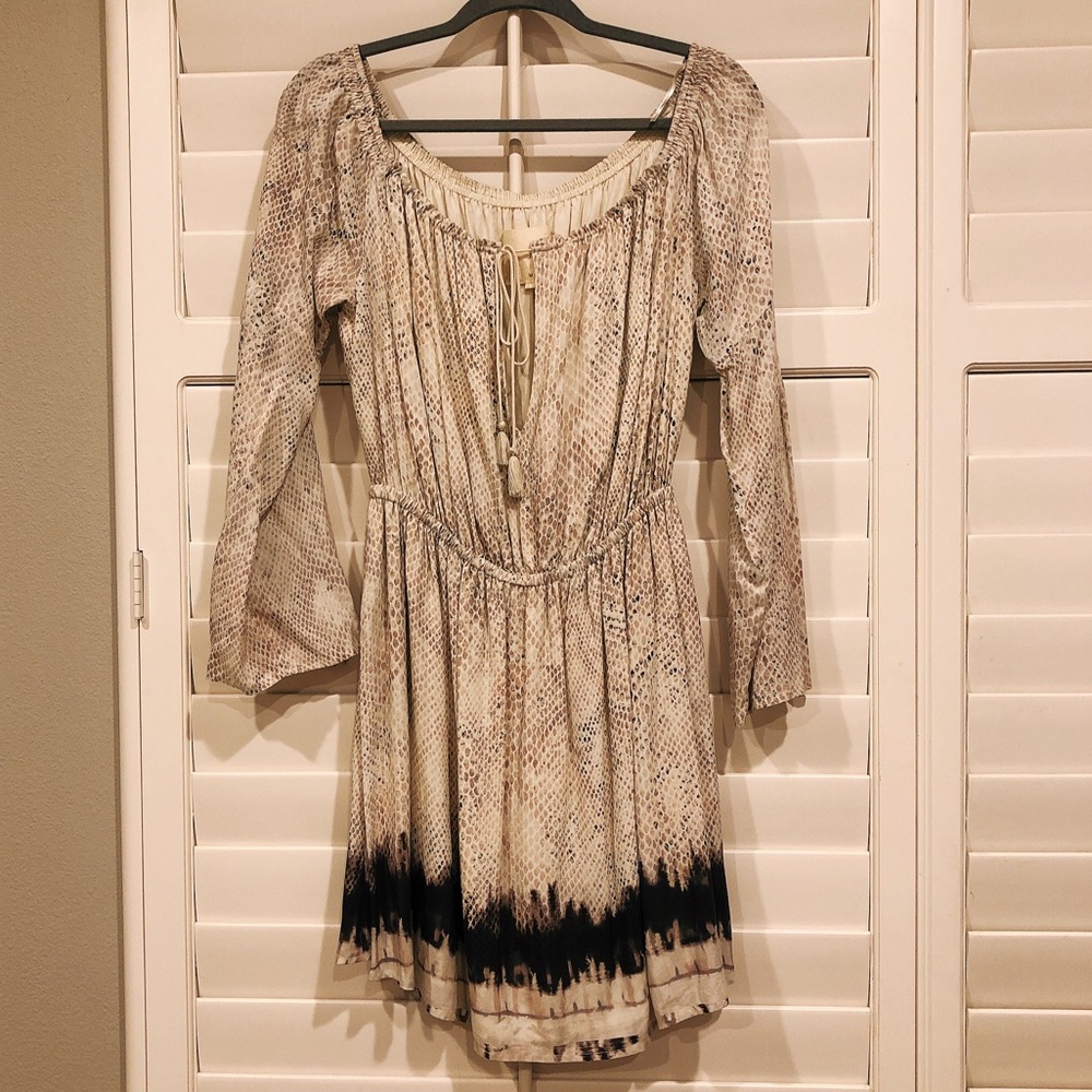 Sexy and sleek snakeskin dress!